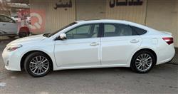 تويوتا أفالون